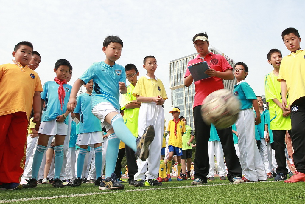 【足球嘉年华】五一小学足球嘉年华活动隆重开幕