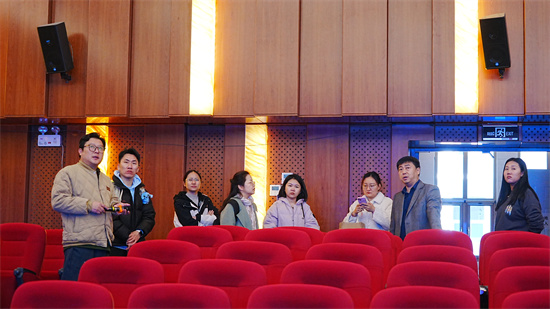 五一小学举行海淀区智慧教育示范校调研会